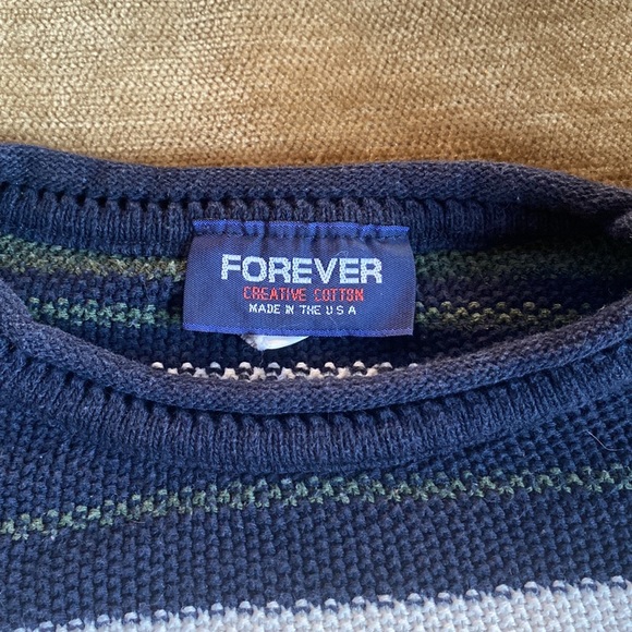 Forever knit sweater slight crop wide but below belly button - Picture 3 of 5